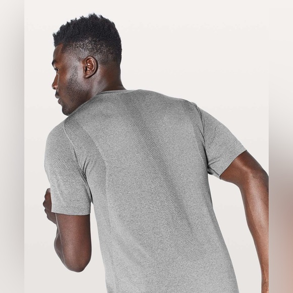 Lululemon Gray Metal Vent Tech Short Sleeve Shirt M - Picture 4 of 15